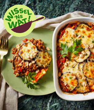 Vegan moussaka met linzen en cashewnotensaus