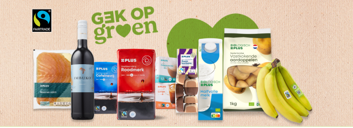 Fairtrade-producten van PLUS. Te zien zijn onder andere gerookte zalm, rode wijn, eieren, koffie, melk, aardappelen en bananen