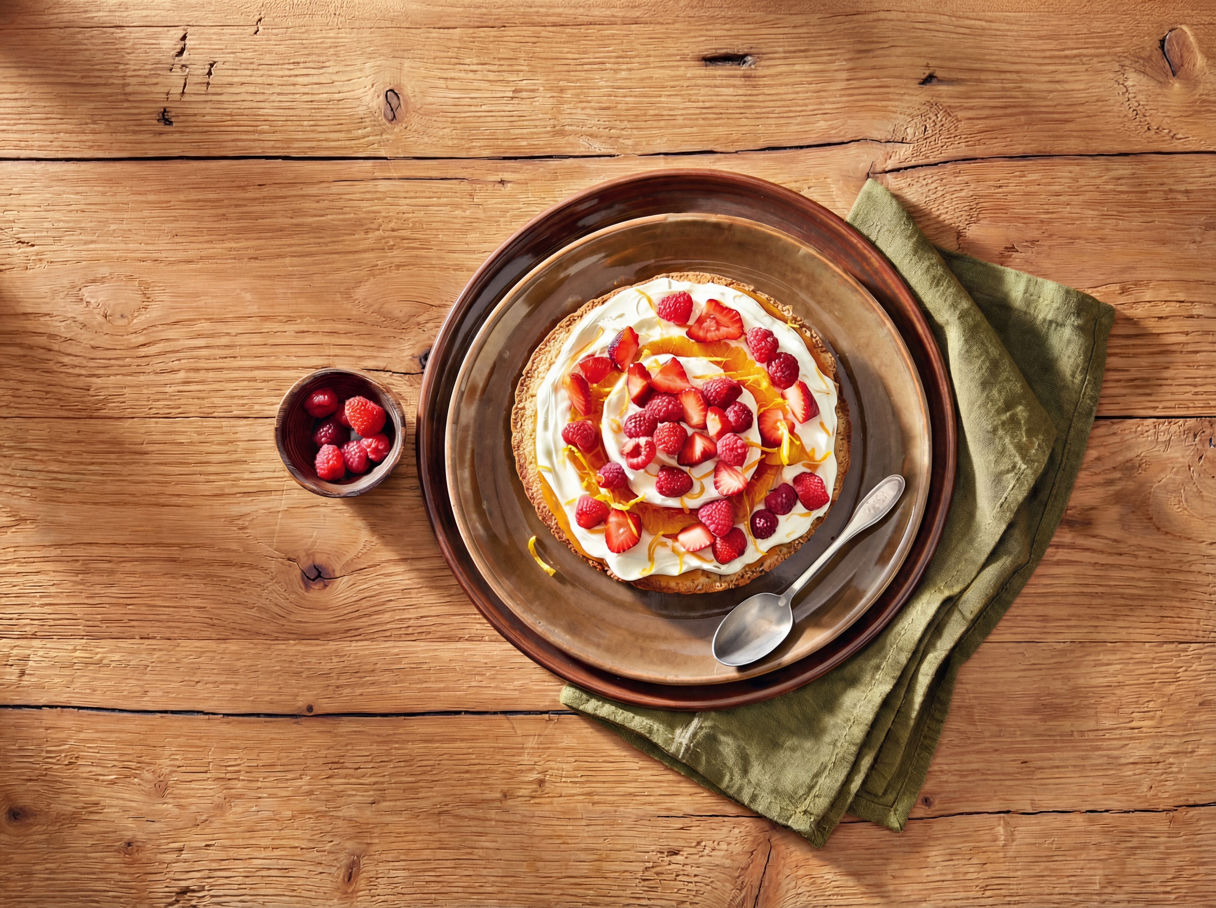 Oranjekoektaartjes met mascarpone en rood fruit