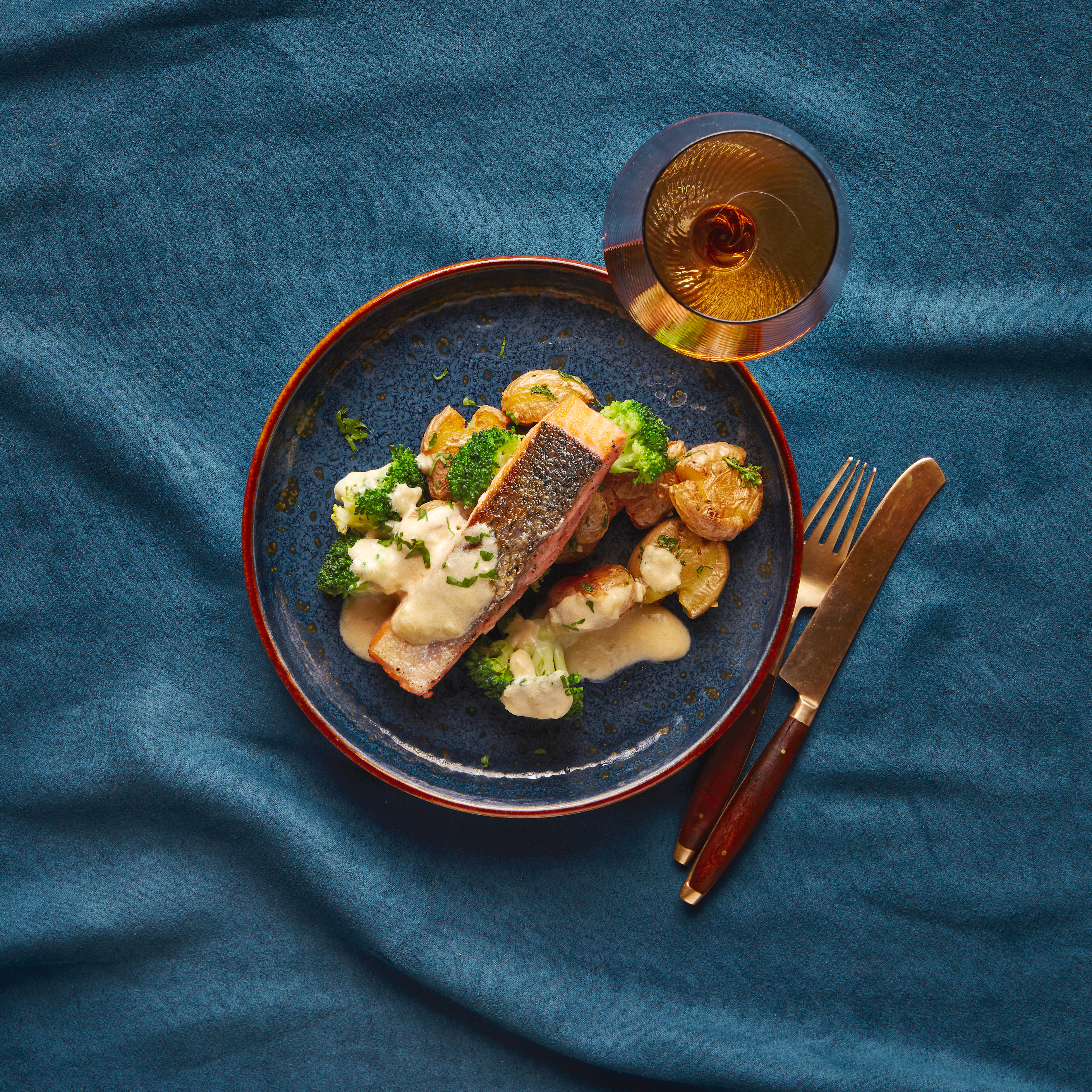 Zalmfilet met wittewijnsaus