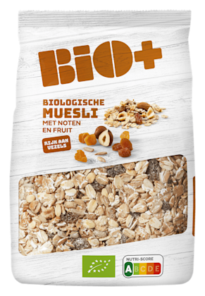 Muesli noten en fruit