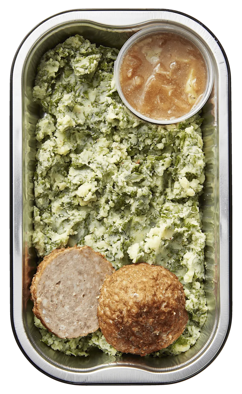 Uit de keuken van PLUS Boerenkoolstamppot met gehaktbal