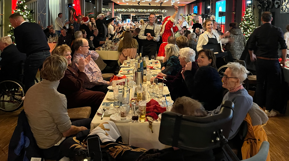 Afbeelding van het PLUS kerstdiner 2025.