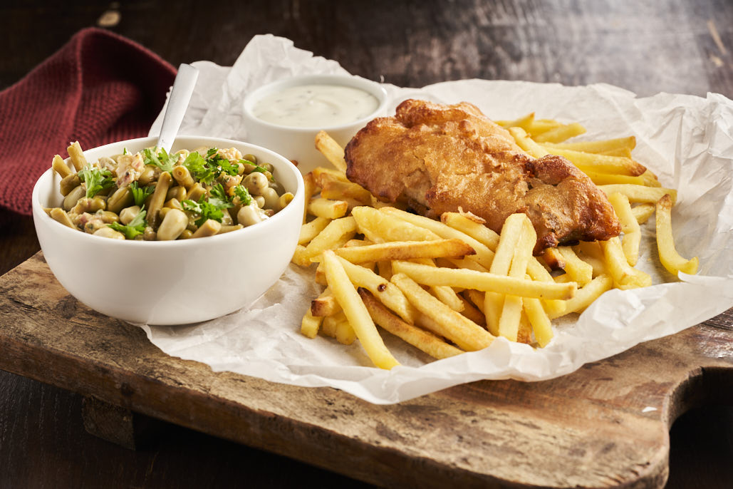 Fish & chips met groene-bonensalade