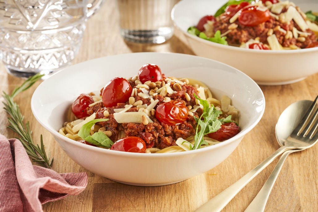 Vegetarische spaghetti bolognese met rozemarijn