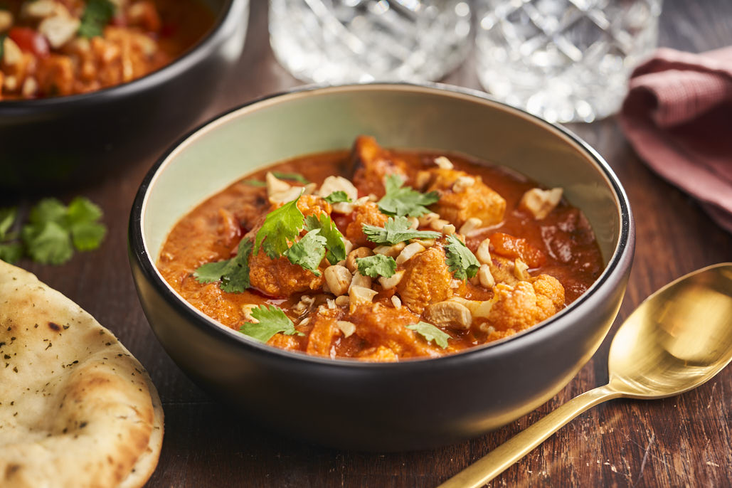 Butter chicken met bloemkool en cashewnoten