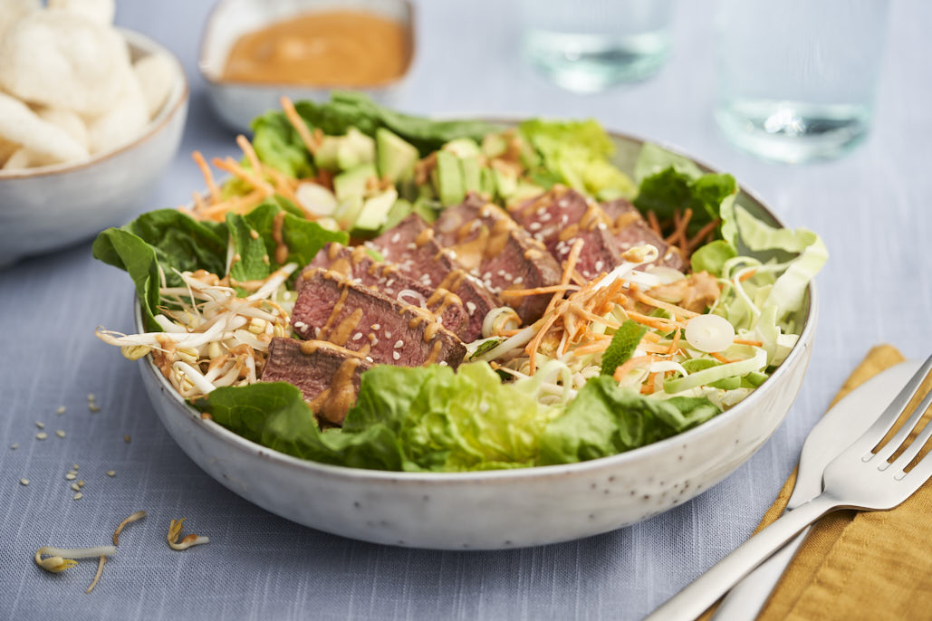  Aziatische biefstuksalade met taugé 