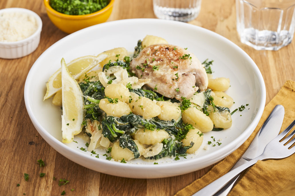 Kip in wittewijnsaus met gnocchi en spinazie