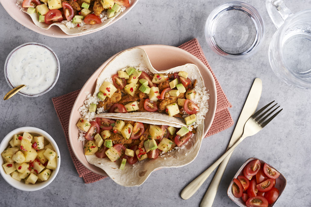 Zachte taco’s met pittige ananassalsa