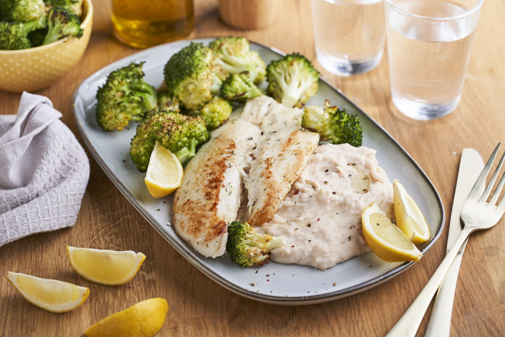 Witte-bonenpuree met broccoli en pangasiusfilet