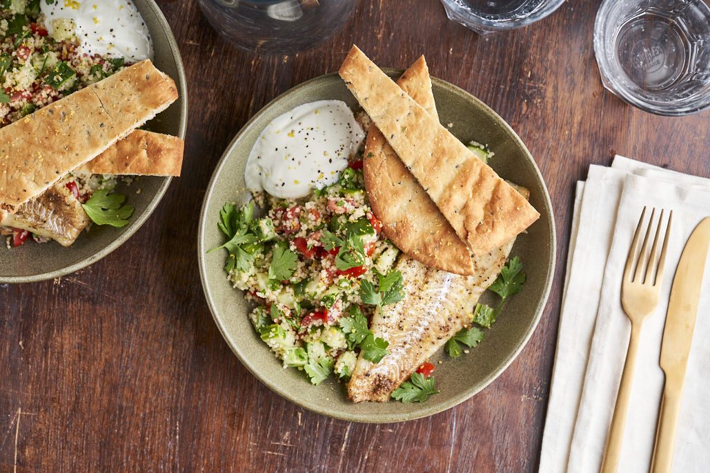 Midden-Oosterse flatbreads met kabeljauw en tabouleh