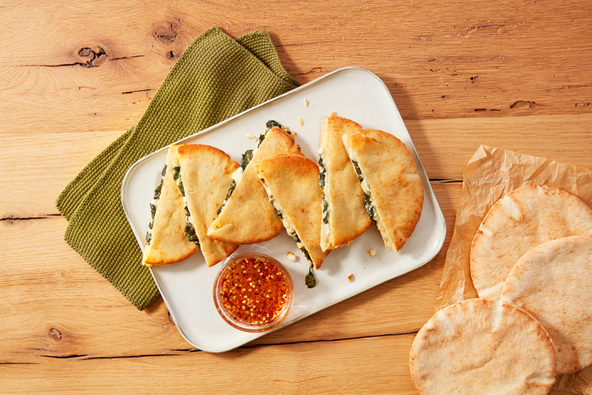 Pitabroodjes tosti met chili honing