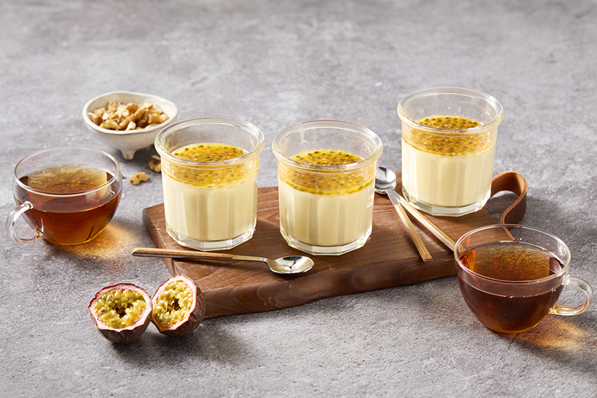 Panna cotta met passievrucht