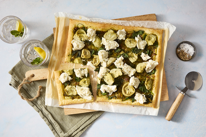 Plaattaart spinazie, artisjok en mozzarella