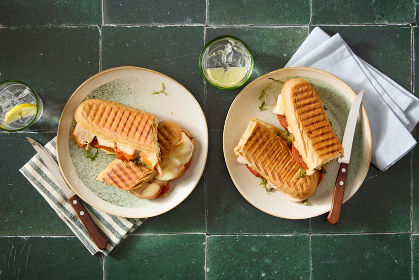 Panini kip mozzarella