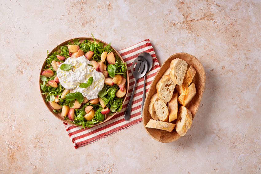 Perzik burrata salade