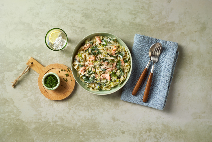 Tagliatelle met zalm en spinazie