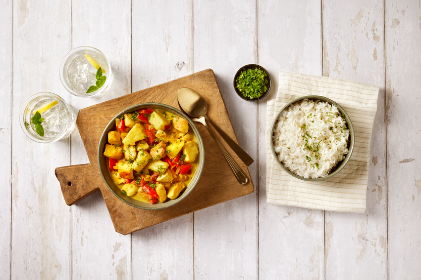 Kip kerrie met ananas