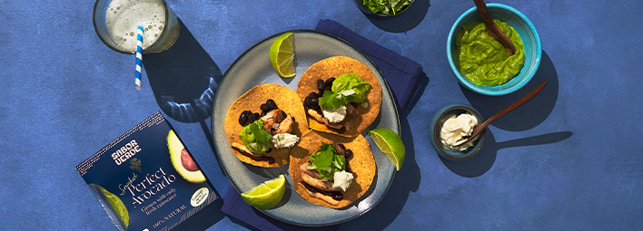 Tostadas, Wraps of Tortillas met Smashed Perfect Avocado.