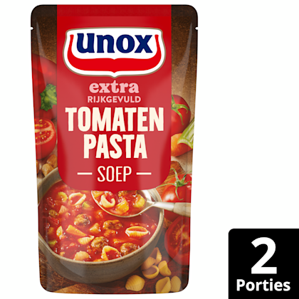 Soep in zak rijkgevuld tomaten pasta