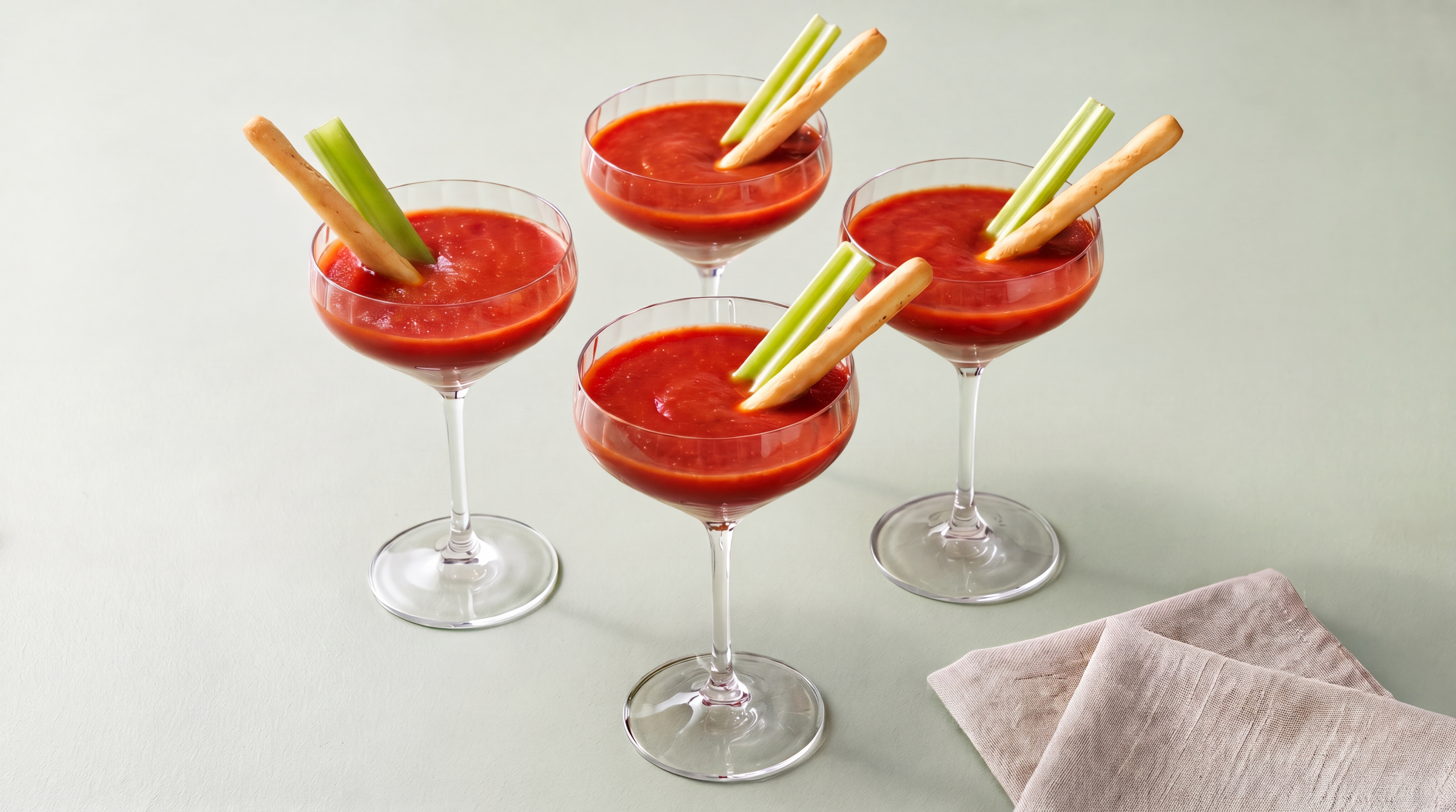 Bloody Mary tomatensoepje voor bij de borrel