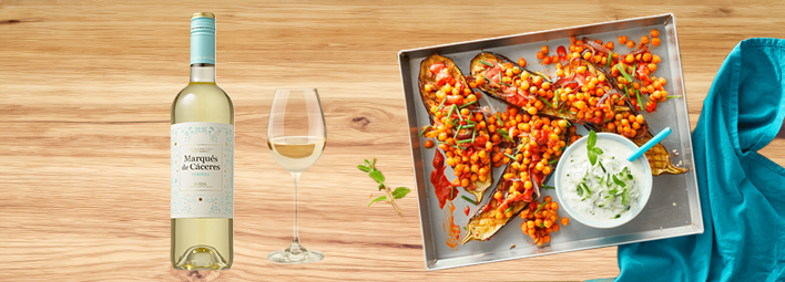 Een vegetarisch gerecht met de Marqués de Cáceres Rueda Verdejo.