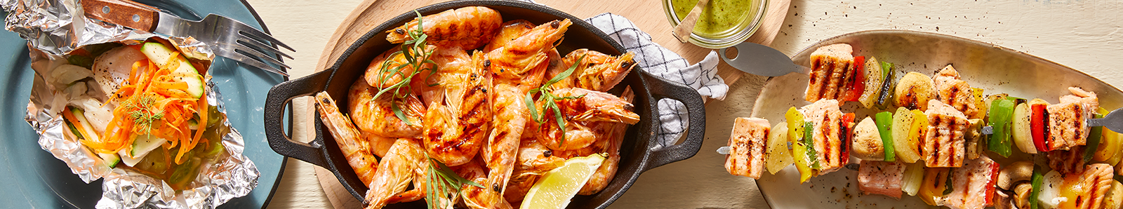 BBQ-visrecepten zoals zalmspiesjes en garnalen