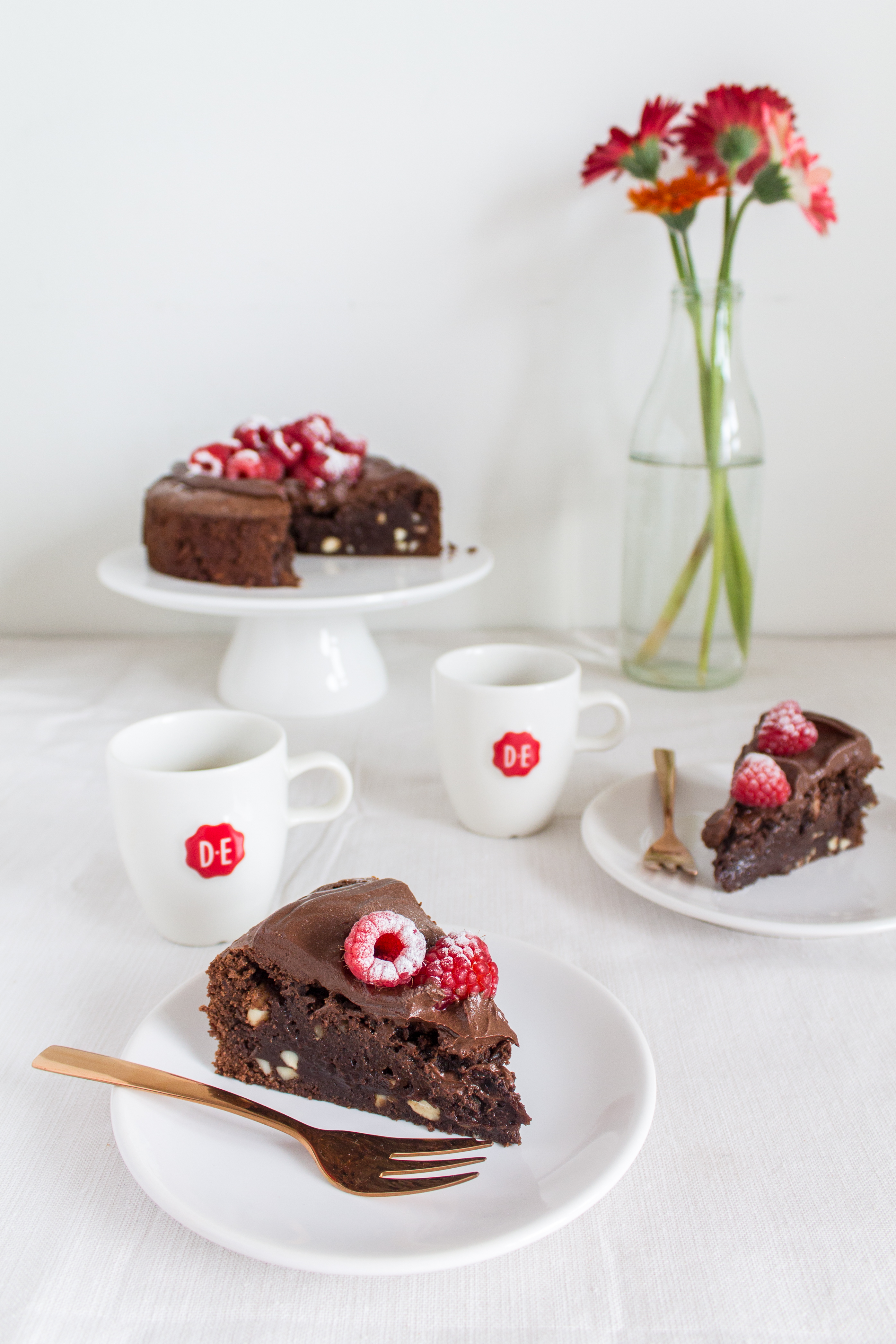 Brownietaartje met koffiefrosting