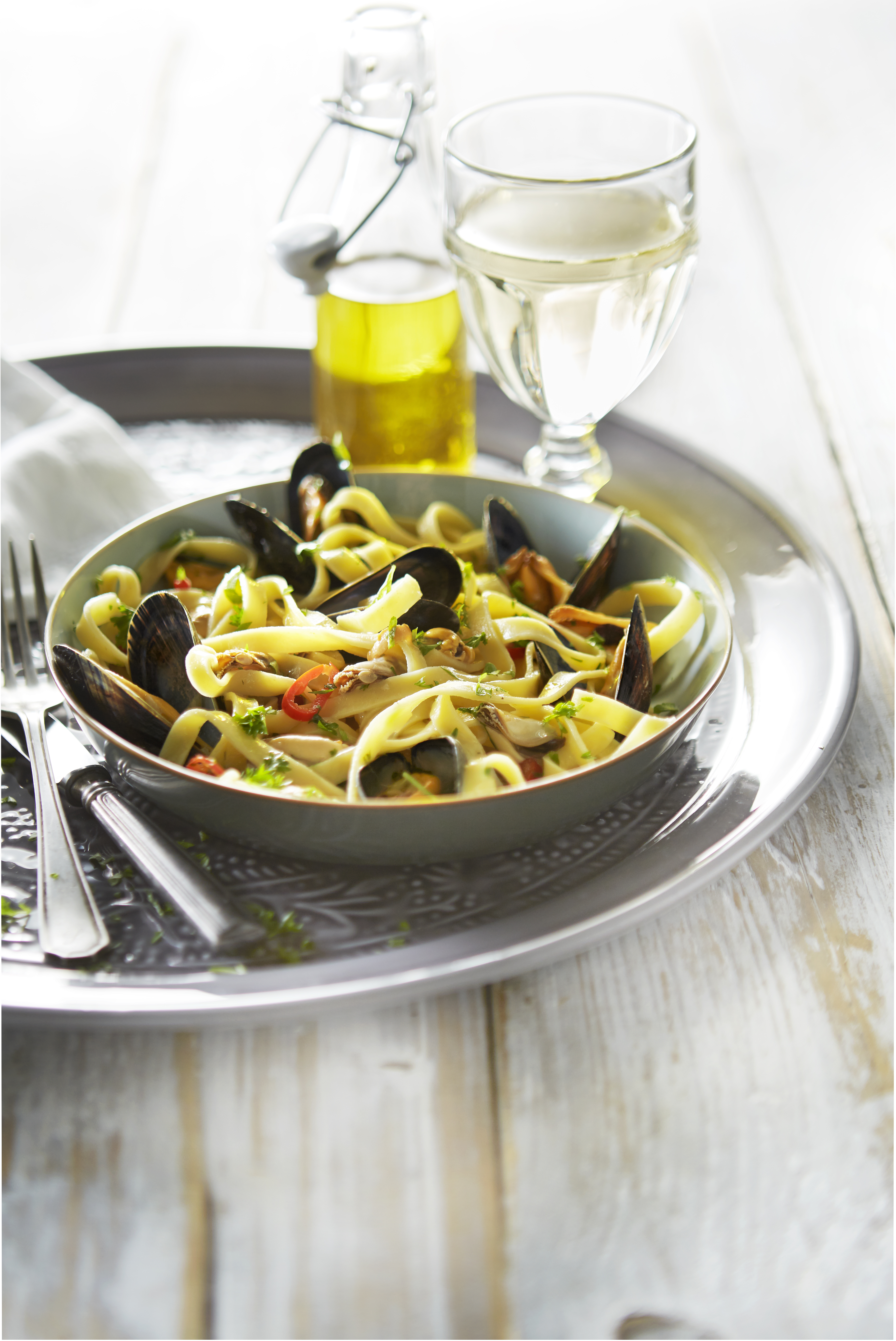 Tagliatelle met mosselen en rode peper