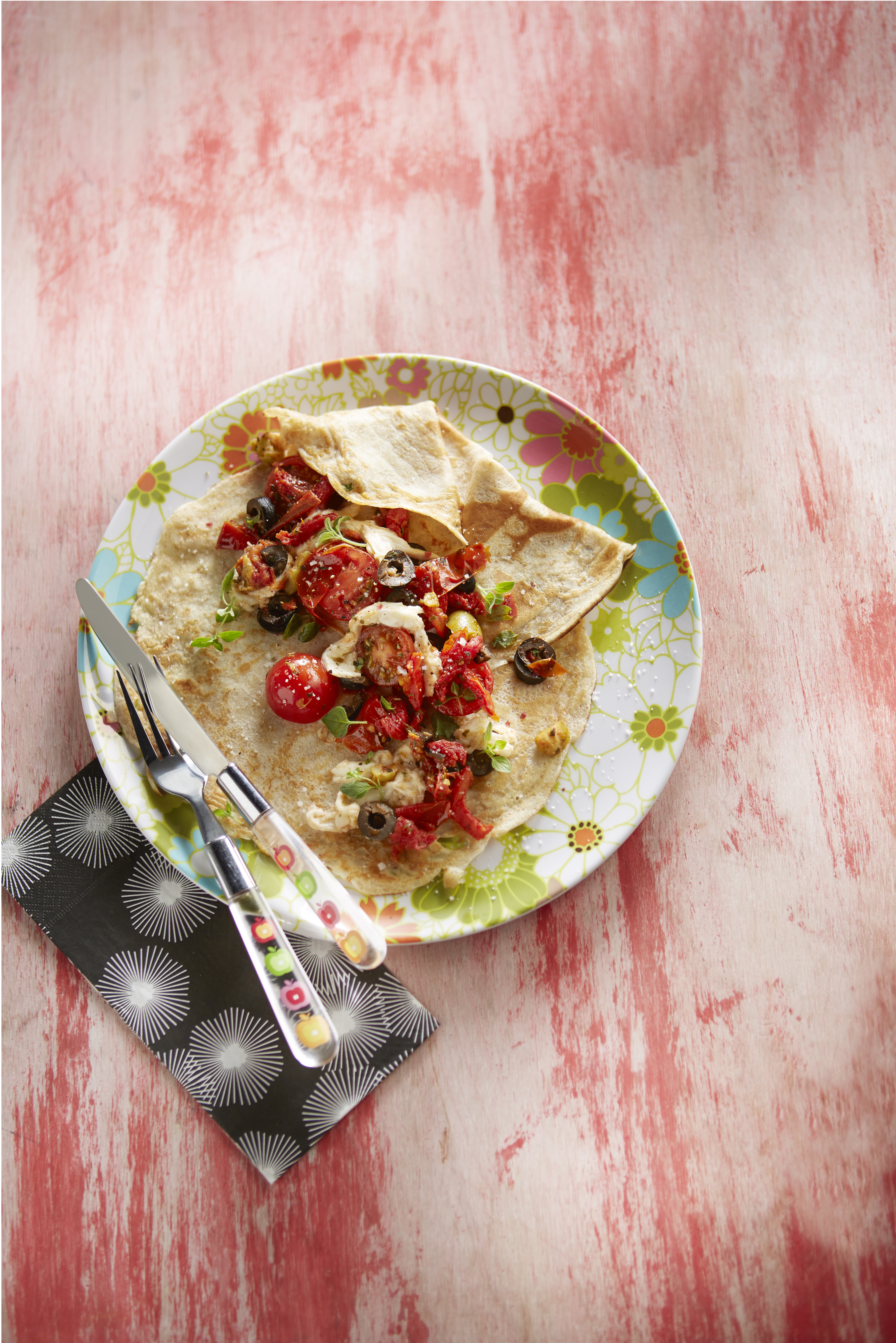 Italiaanse pannenkoek met olijven