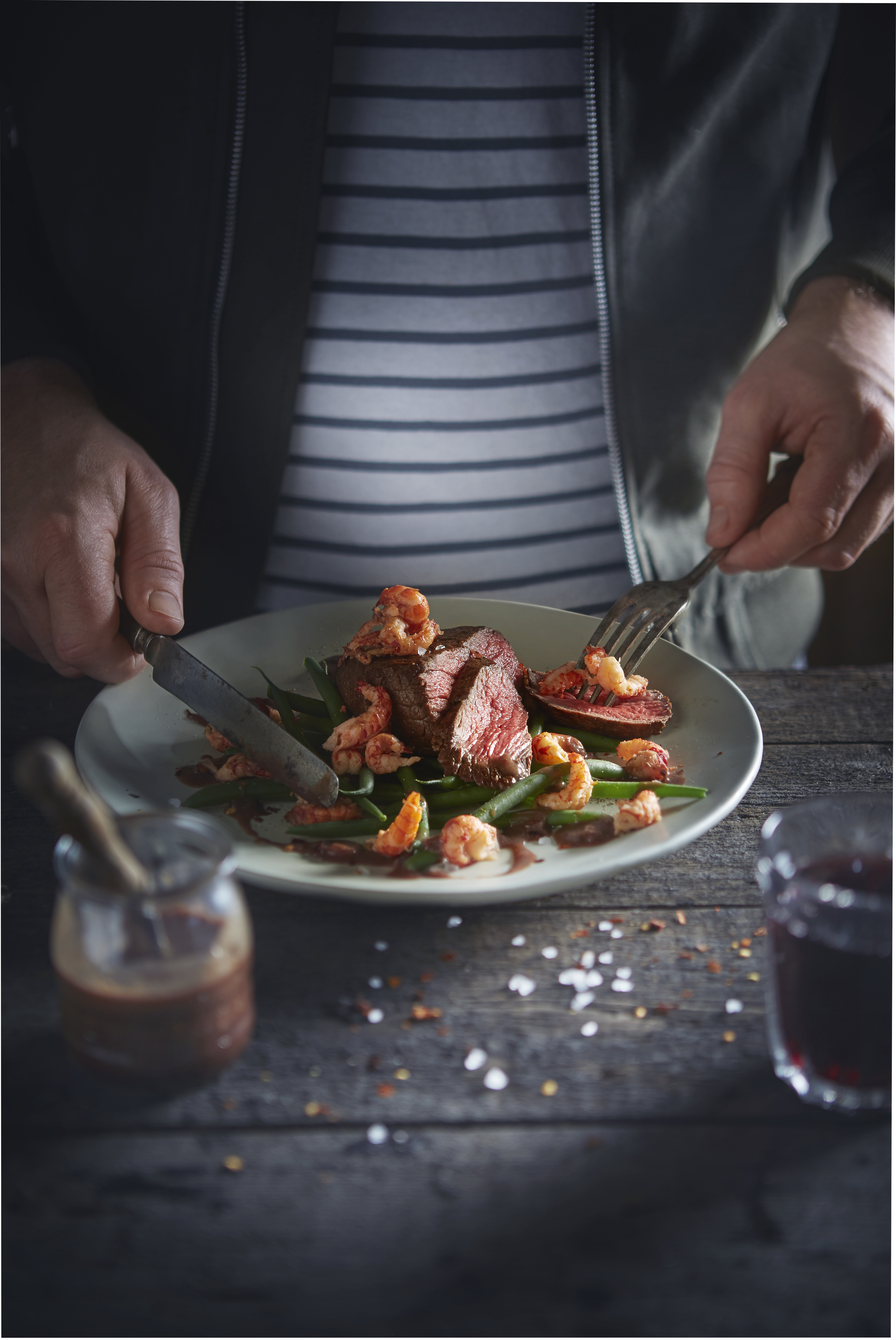 Biefstuk met rivierkreeft en rodewijnsaus