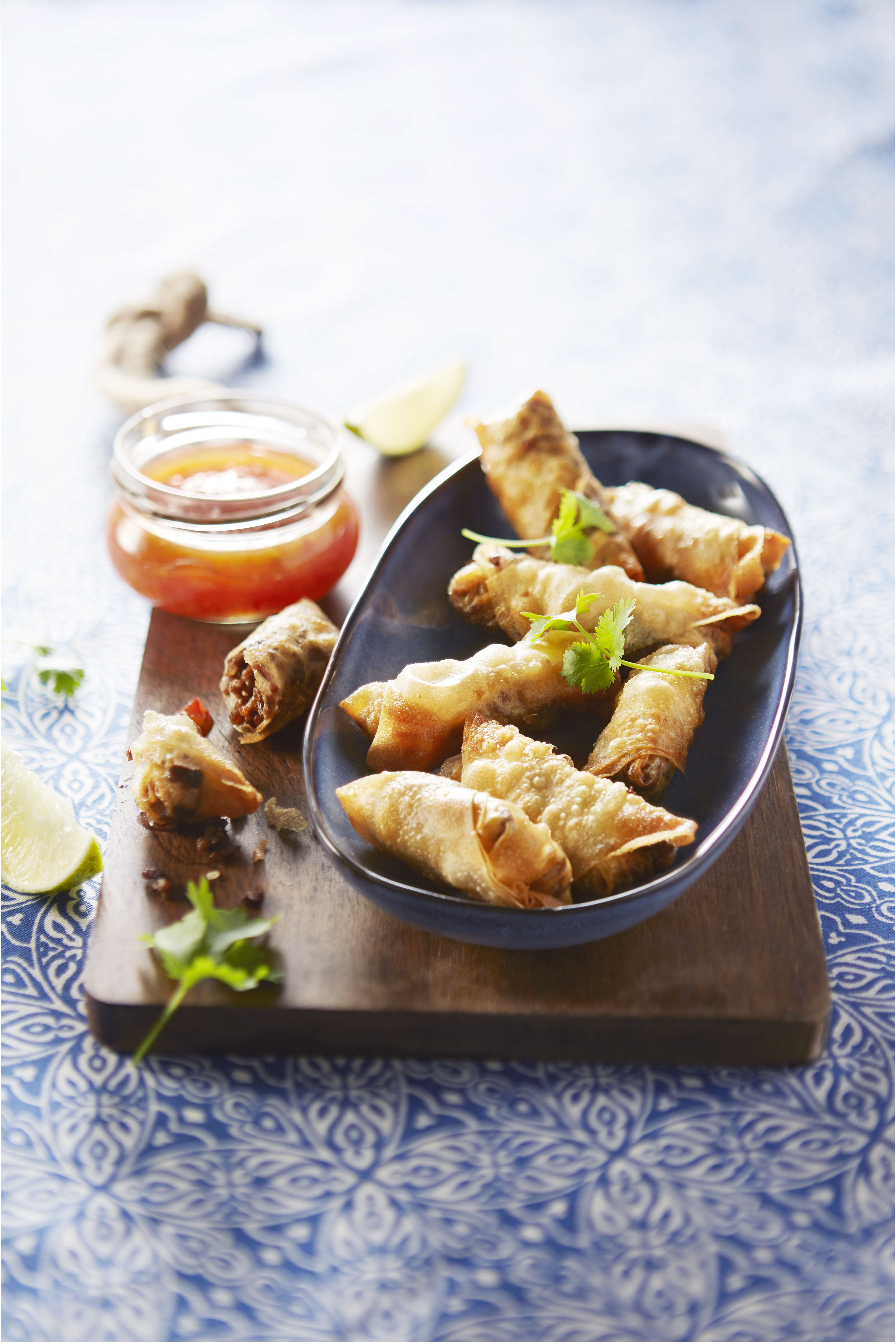 Filodippers met kruidig gehakt en zoete chilisaus