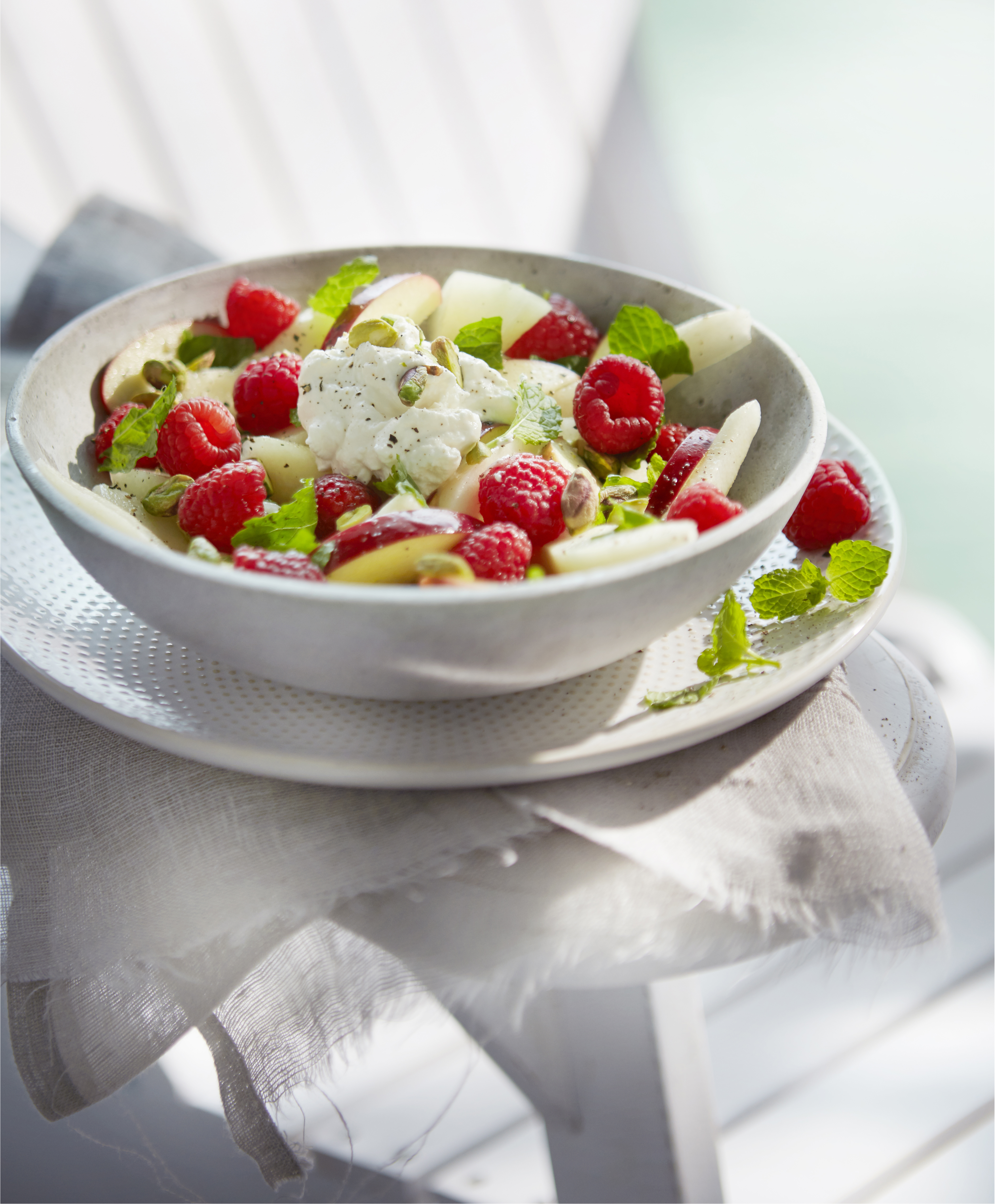 Fruitsalade met munt en pistache