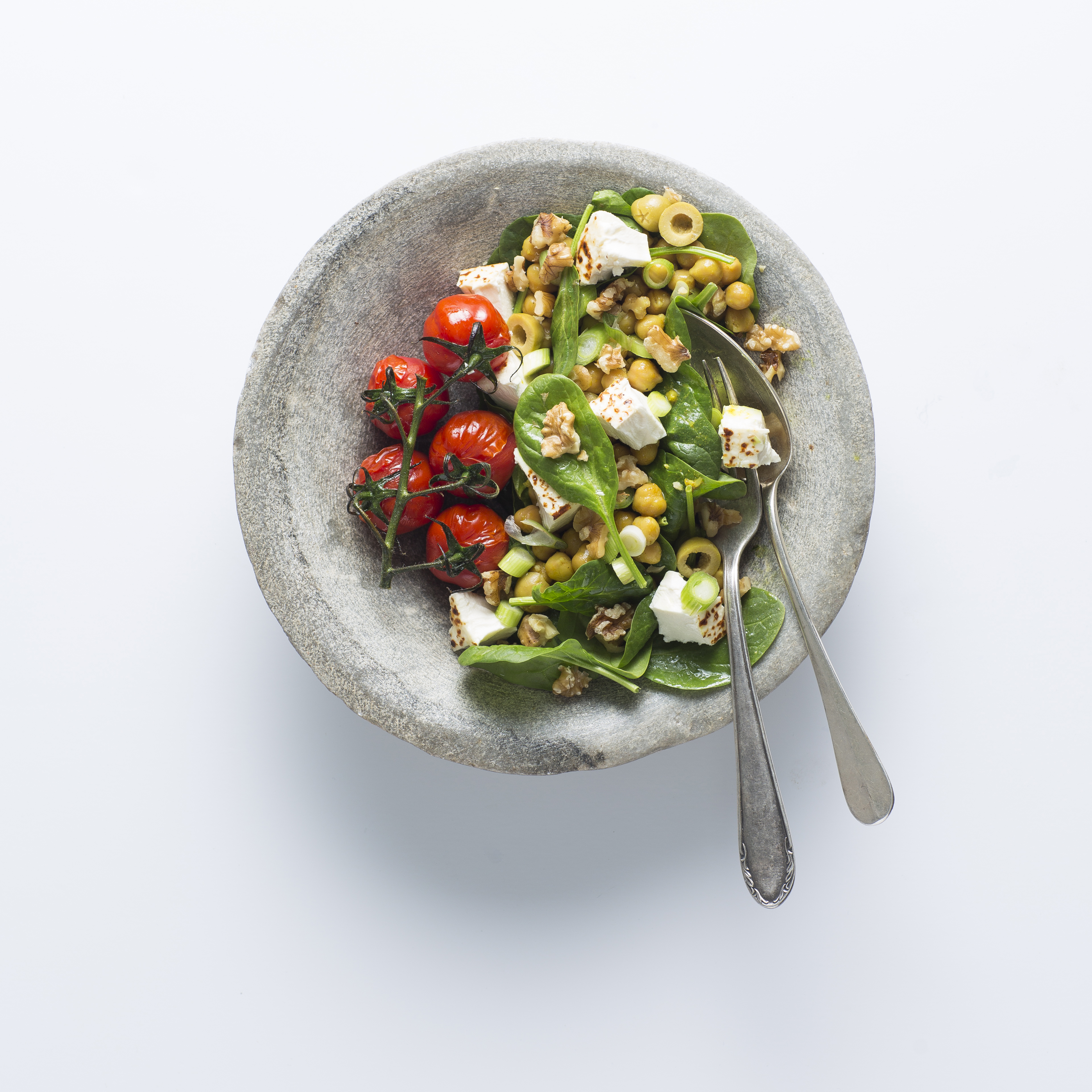 Kikkererwtensalade met gegrilde feta