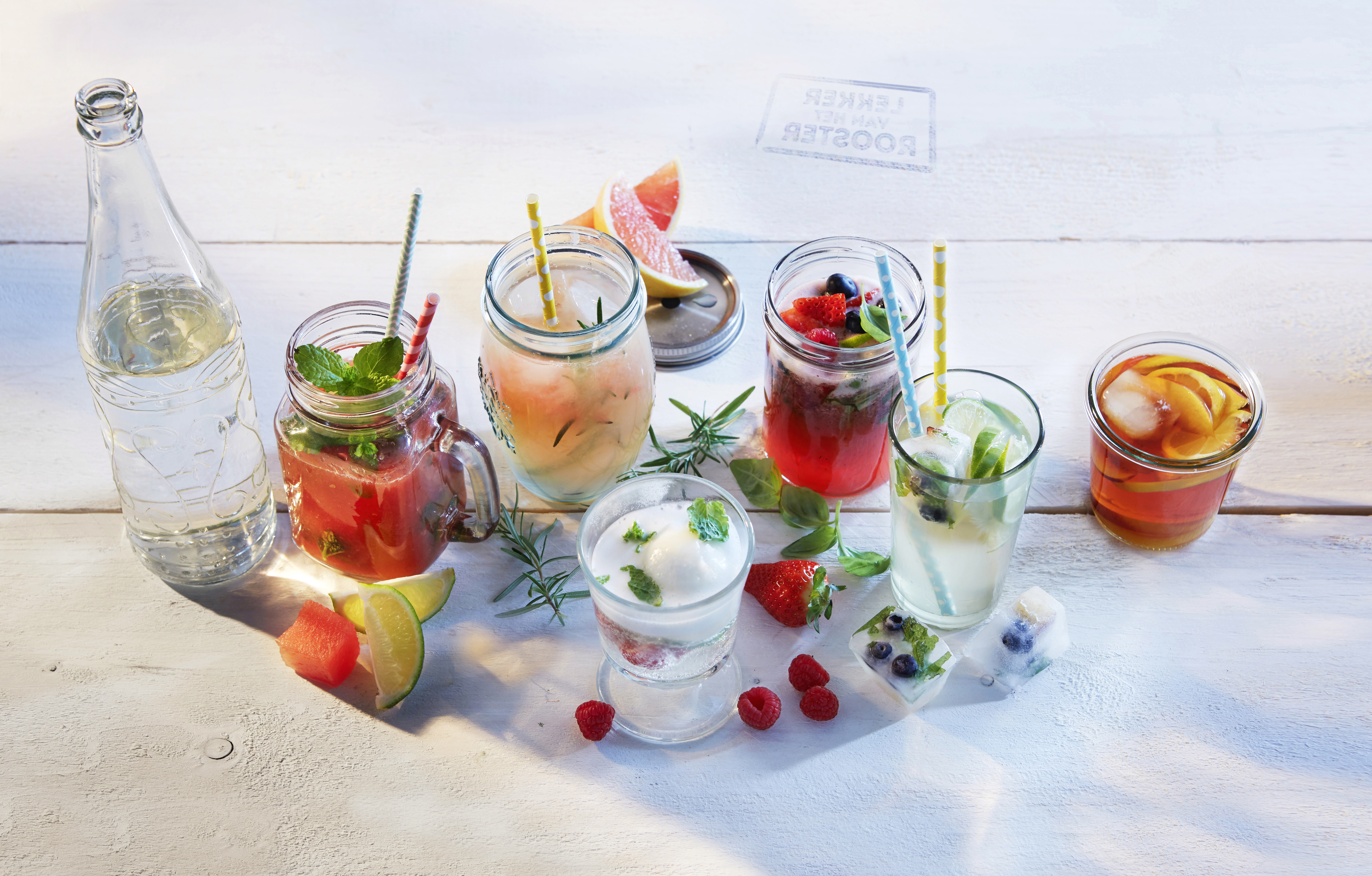 Zelfgemaakte gember-citroenlimonade