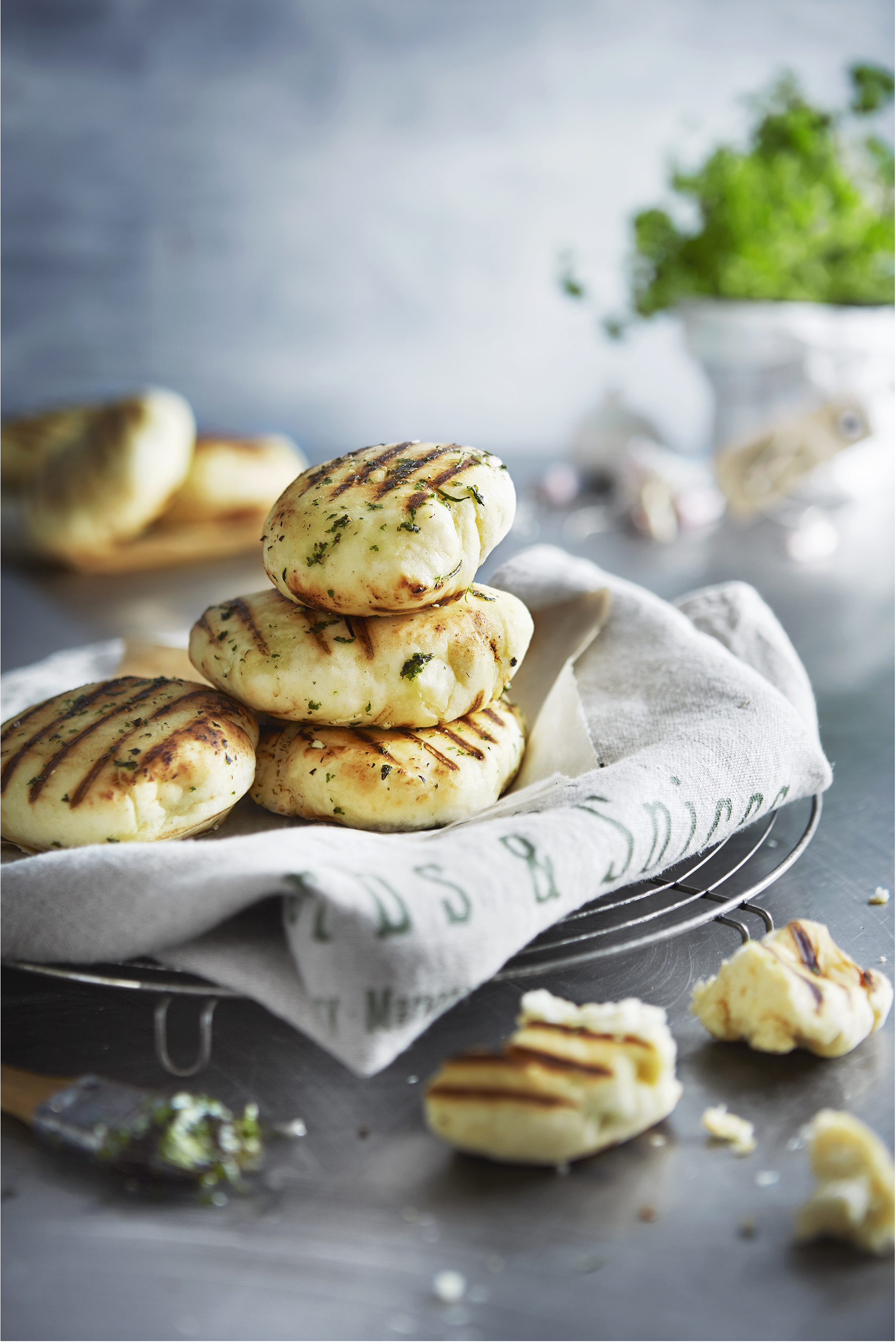Platbrood met kruidenolie