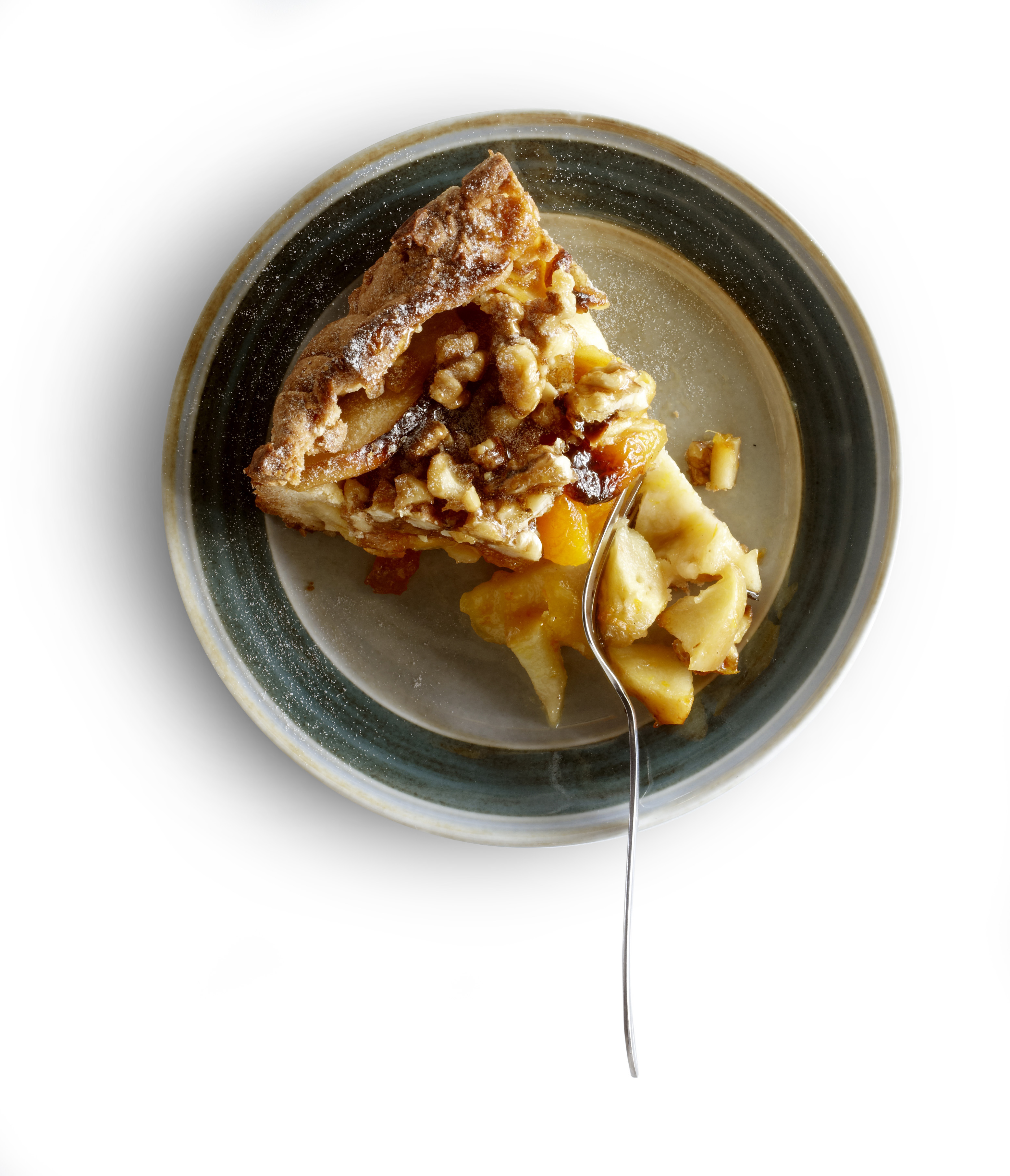 Appel-abrikozentaart met notentopping