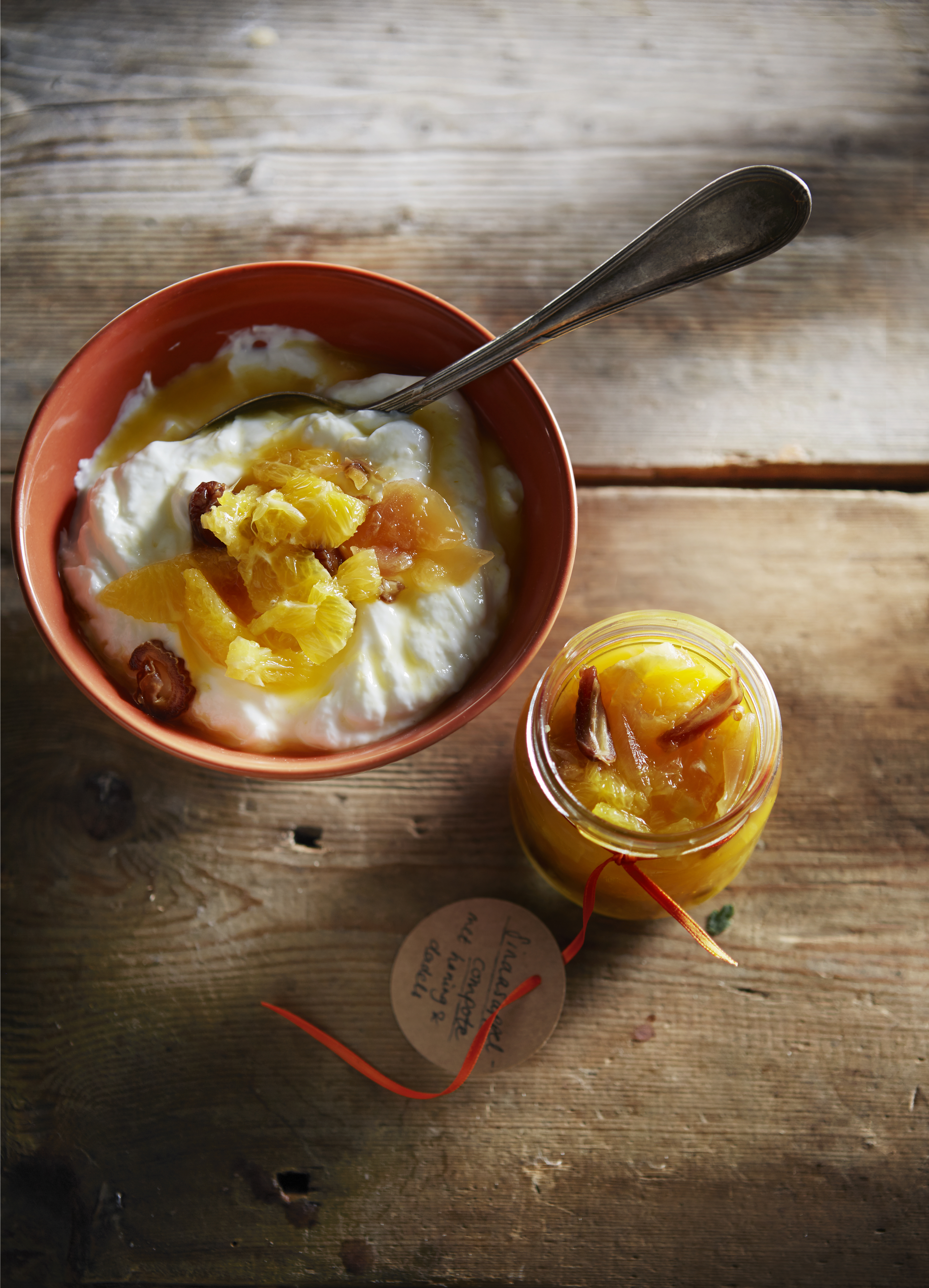 Sinaasappelcompote met honing en dadels