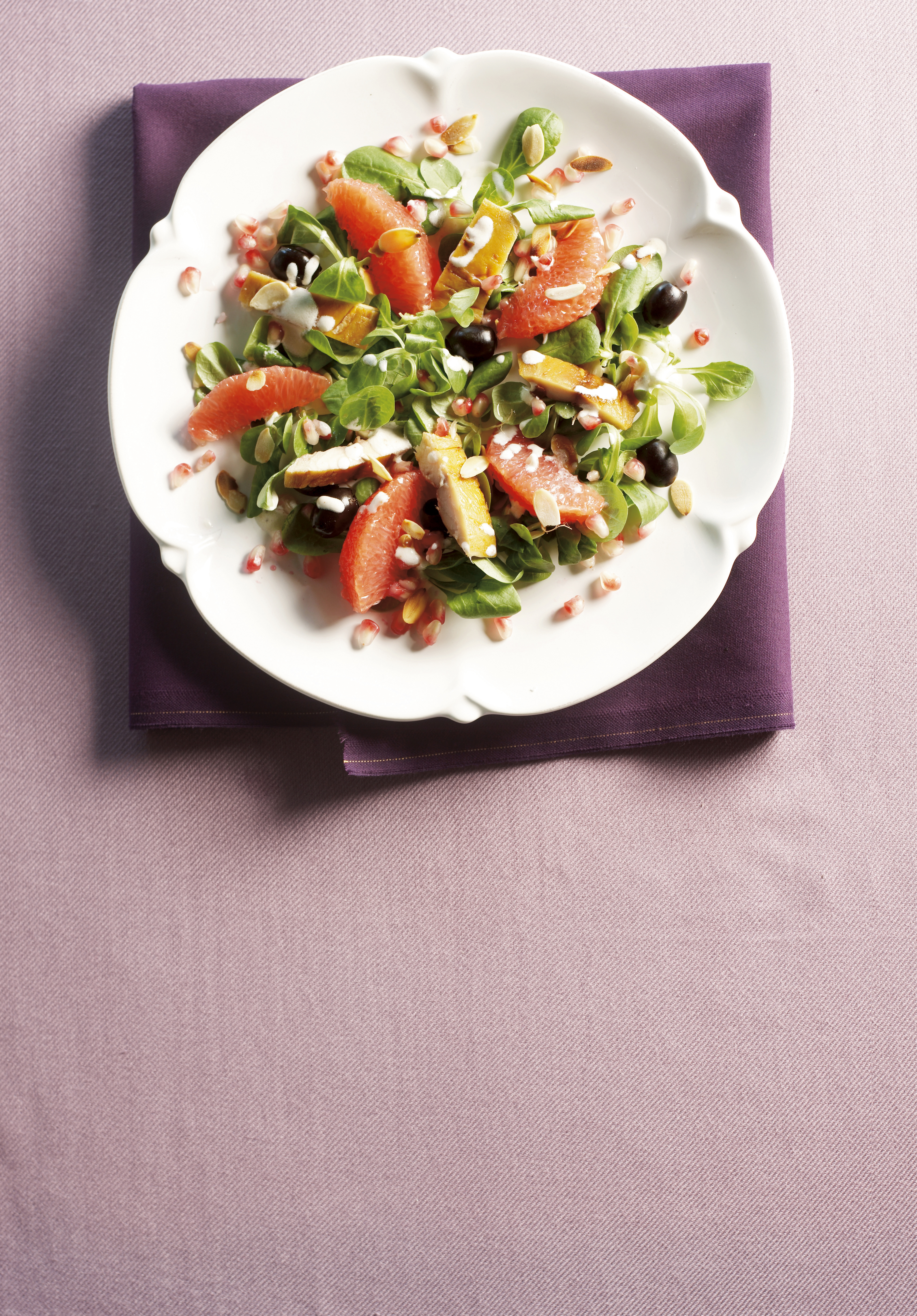 Rode-grapefruitsalade met gerookte vis