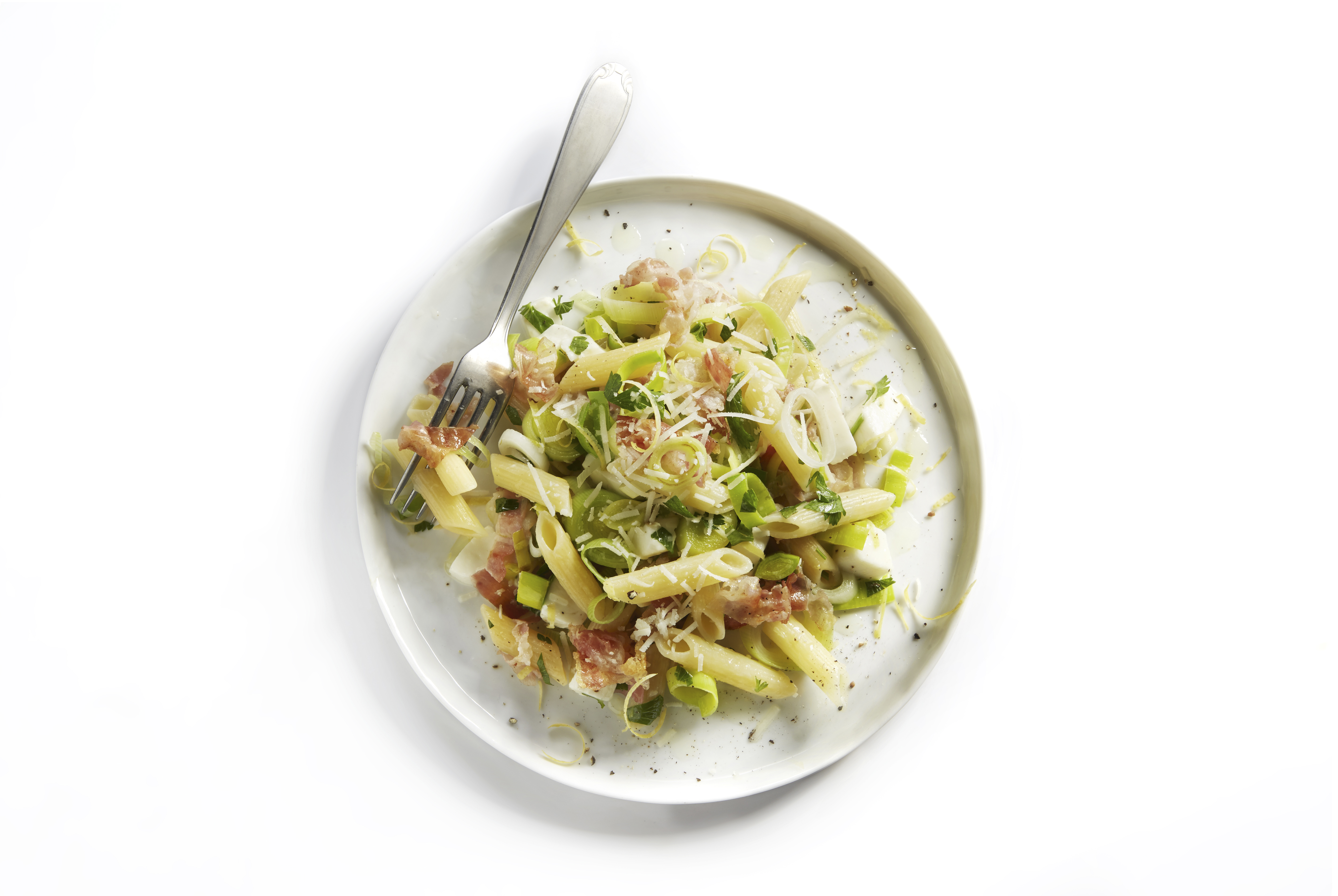 Penne met prei, pancetta en Parmezaan
