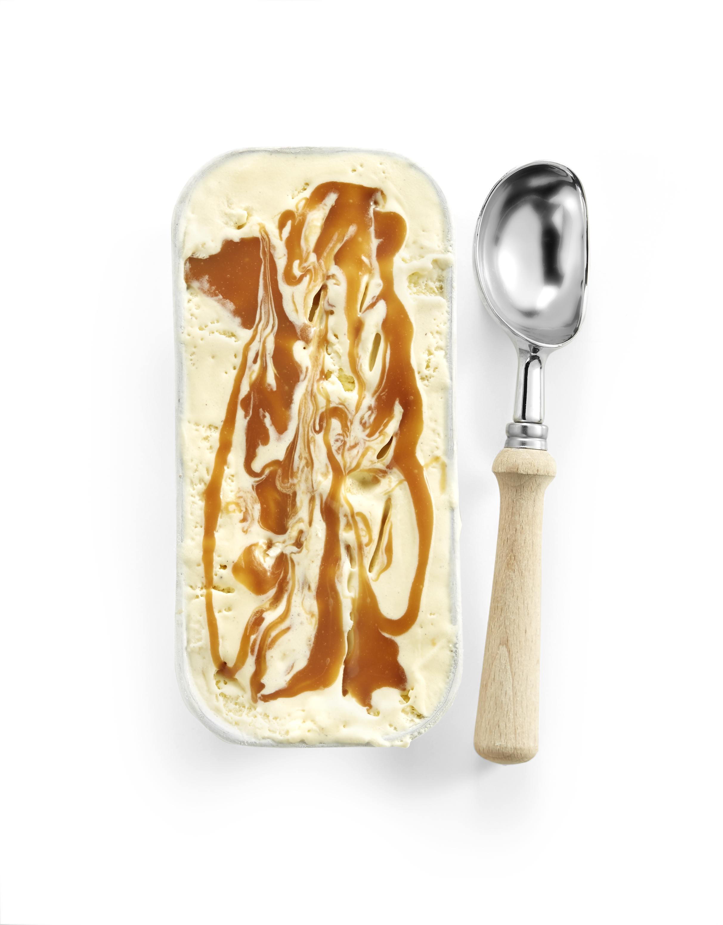 Kaneelijs met banaan en karamel