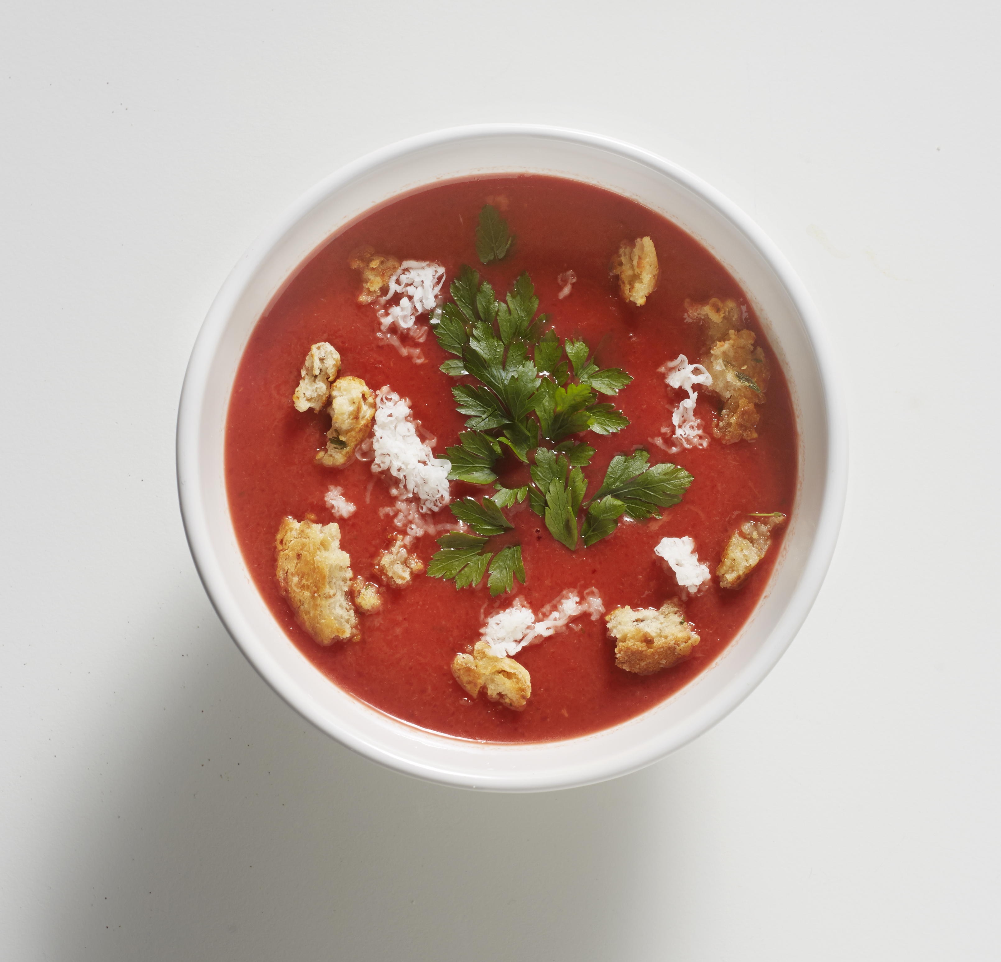 Bietensoep met geitenkaas