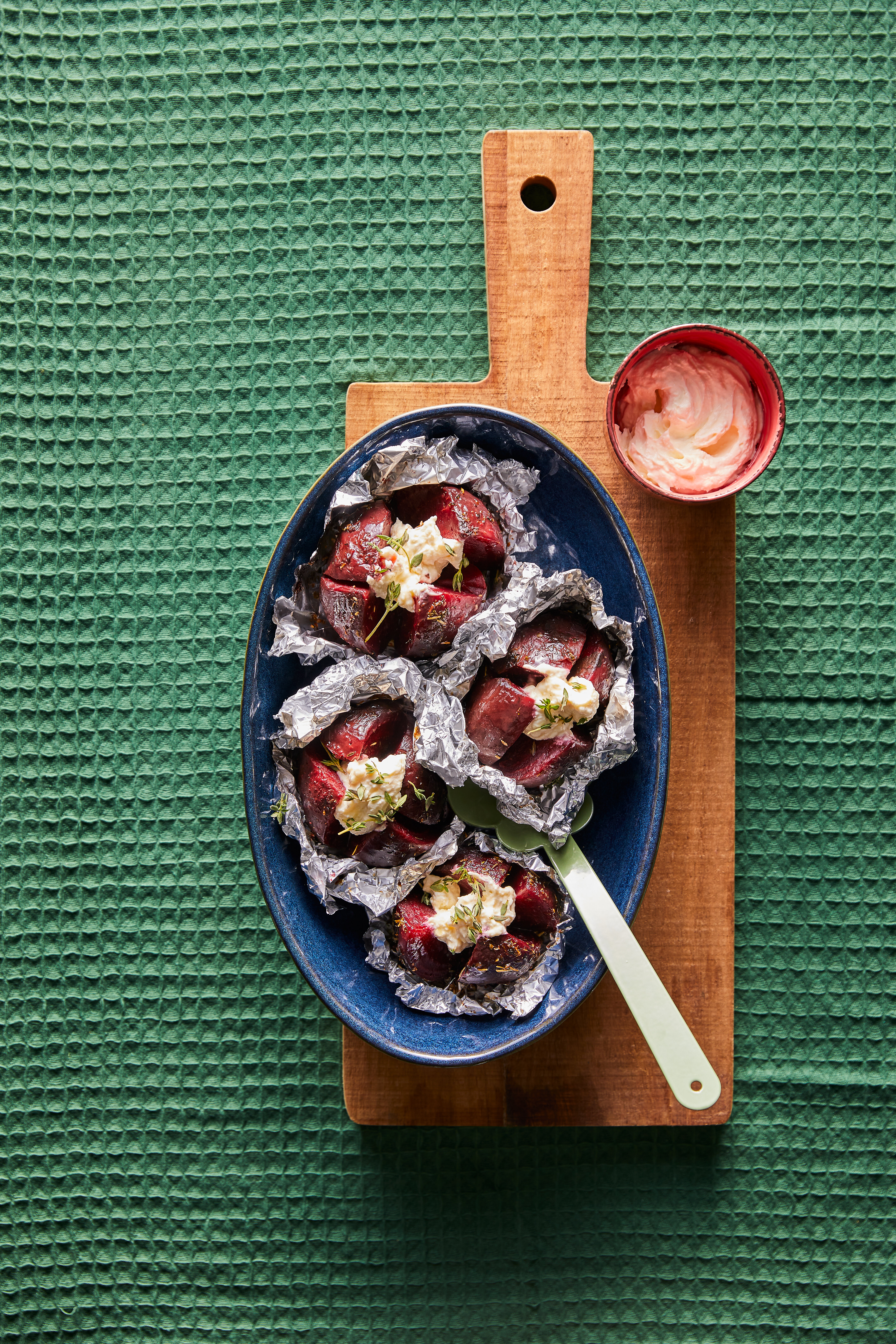 Gepofte bietjes met mierikswortelroom