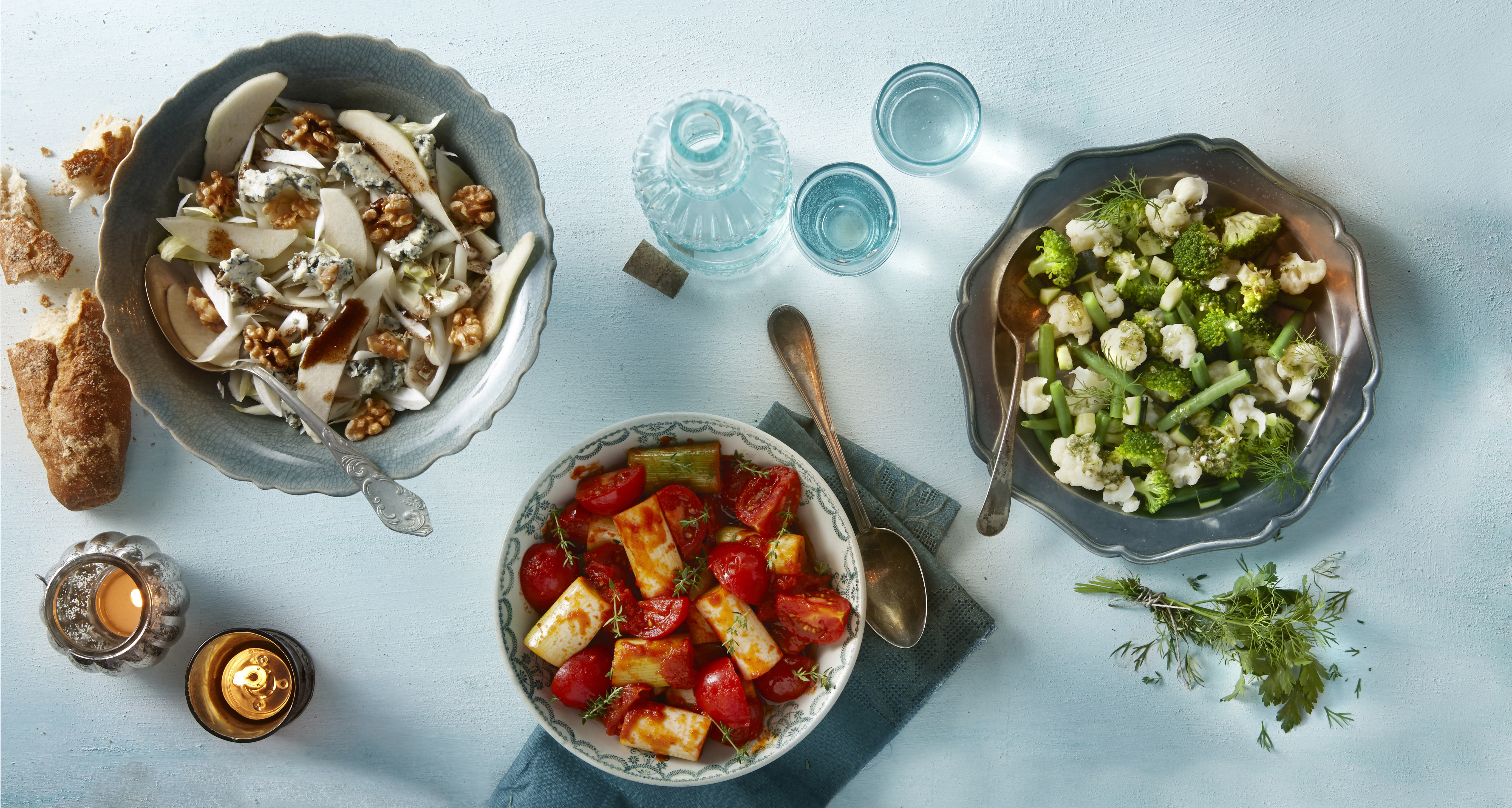 Witlofsalade met walnoten en blauwe kaas