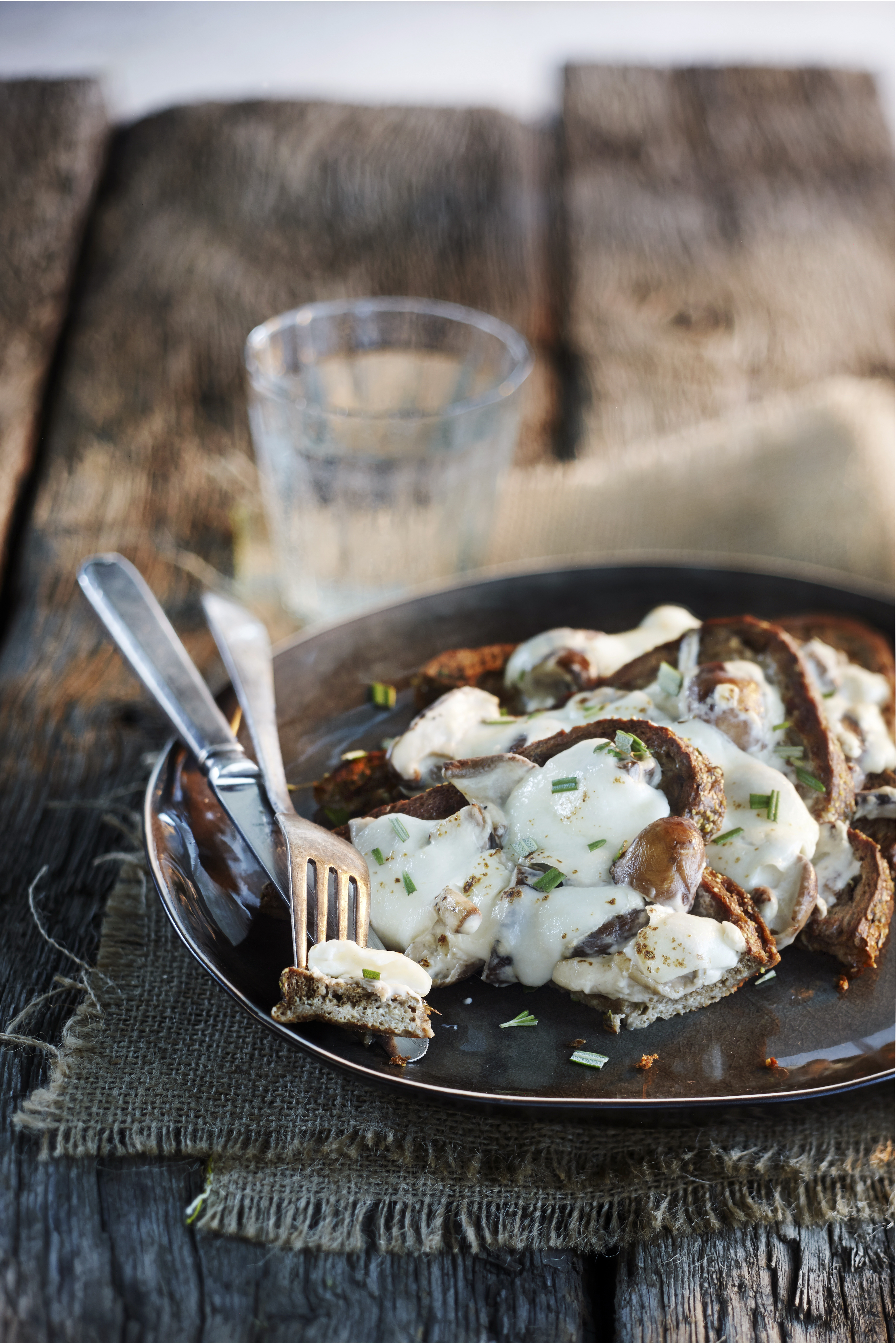 Wentelteefjes met paddenstoelenragout