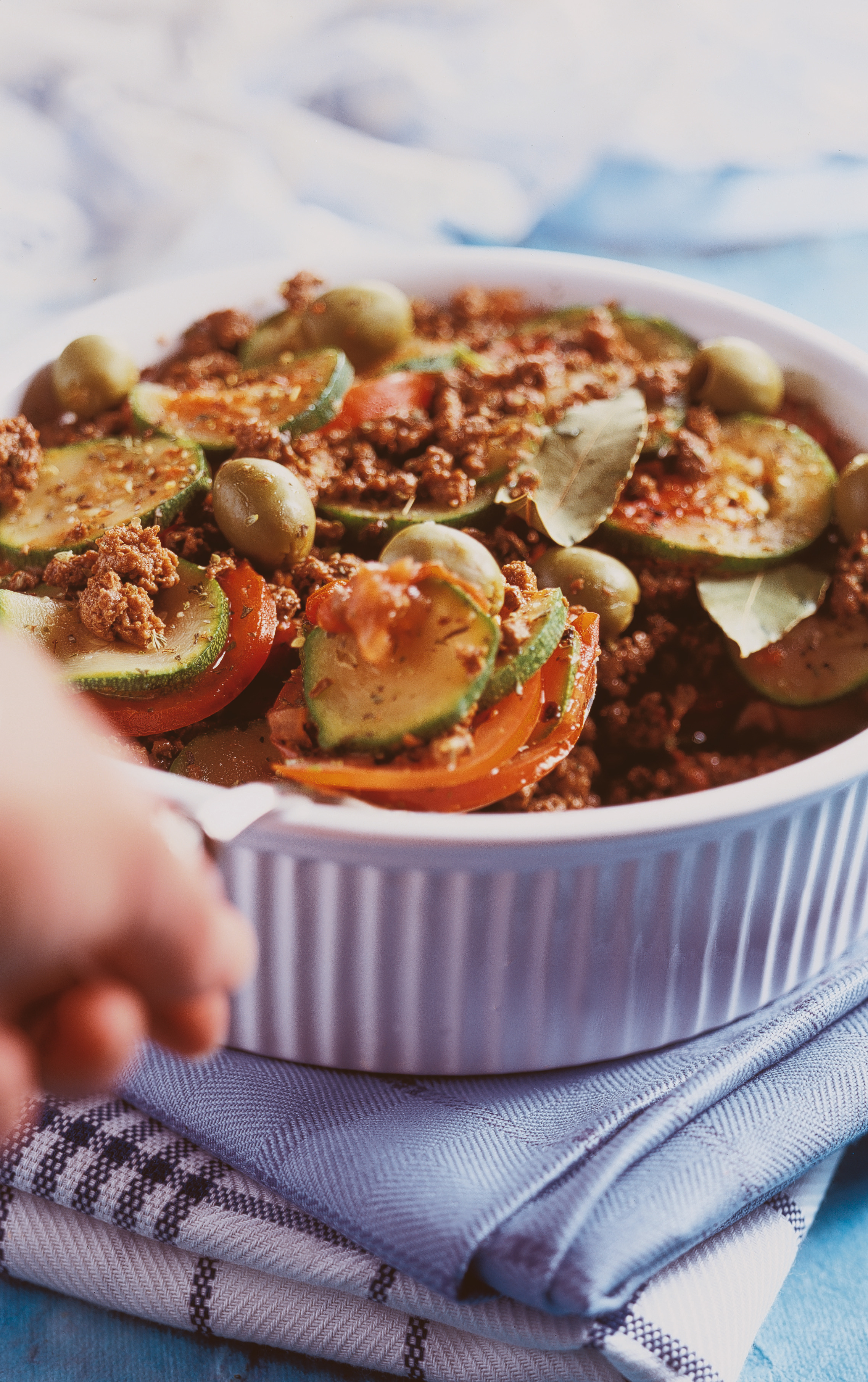 Tian/Provençaalse ovenschotel van courgette, tomaat en gehakt