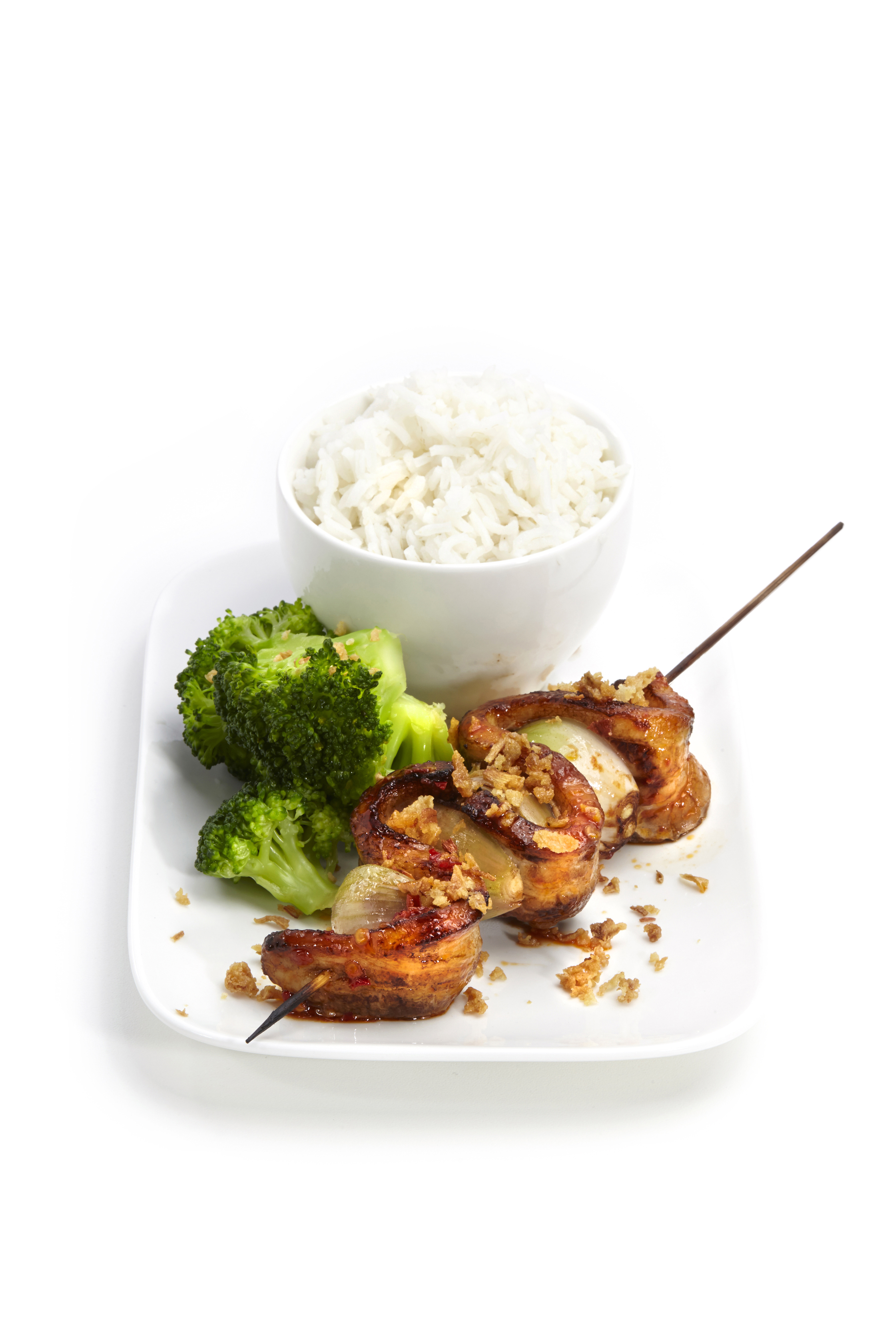 Spekspiesjes met rijst en broccoli