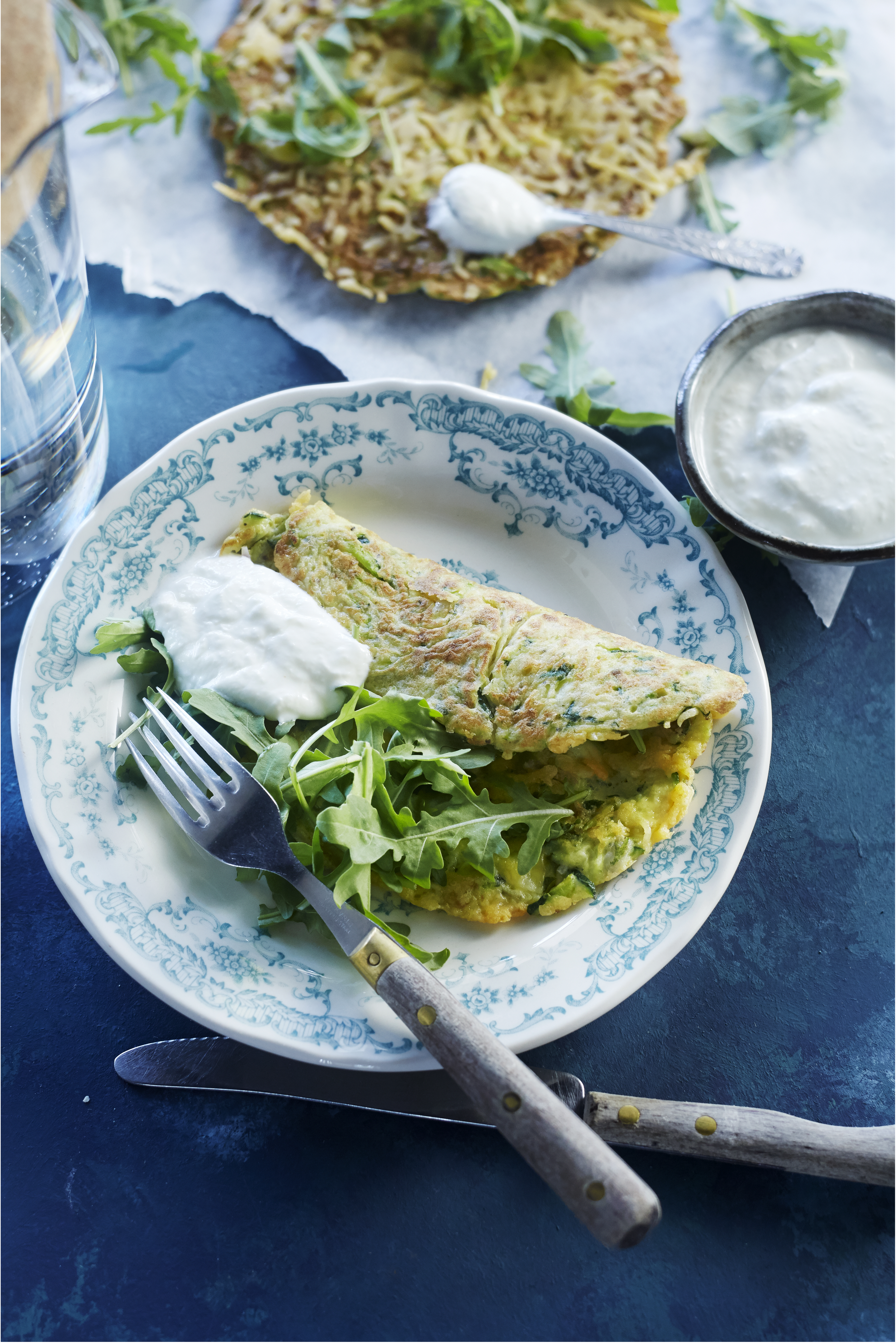 Courgettepannenkoekjes met mieriksworteldip