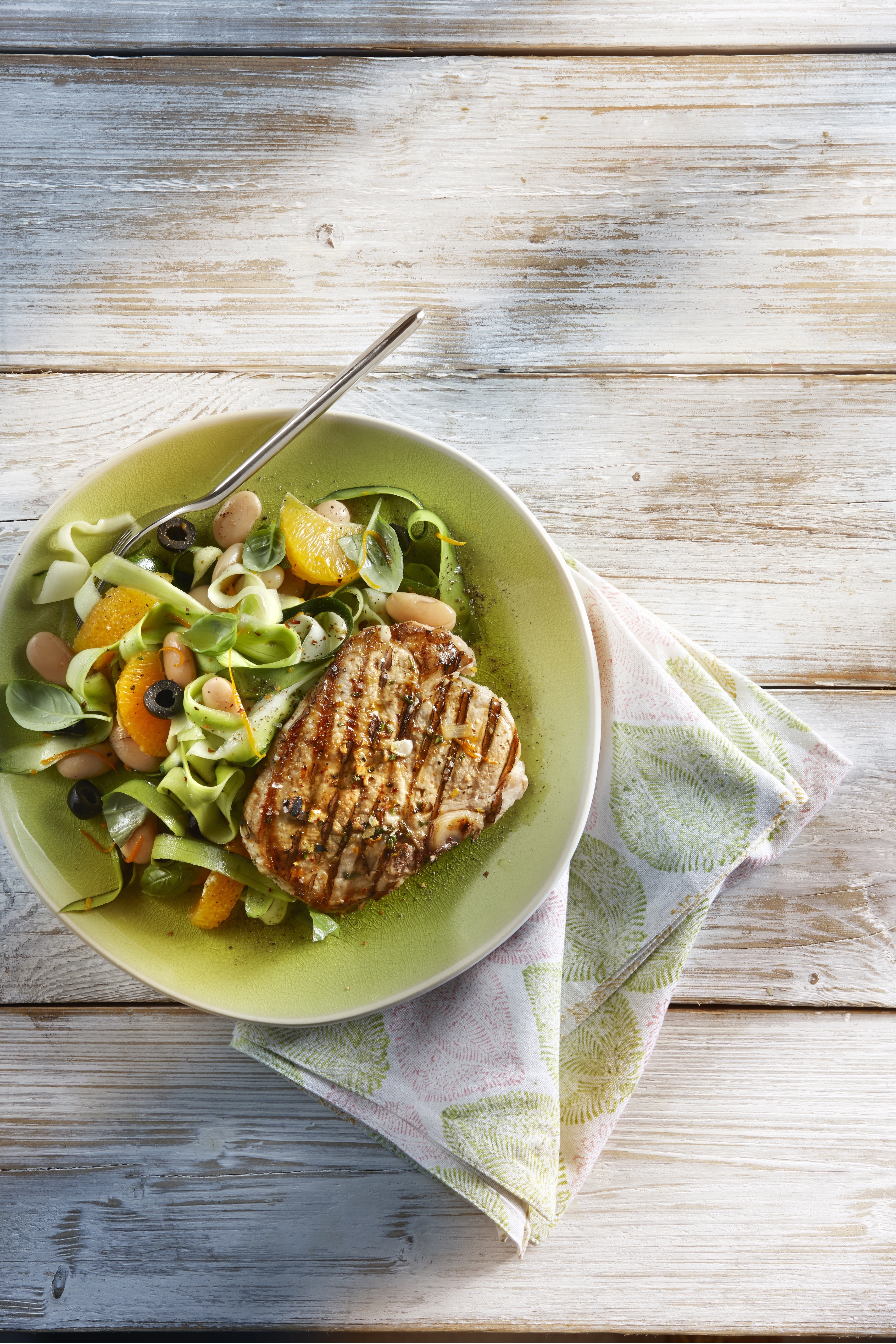 Gemarineerde karbonades met frisse salade