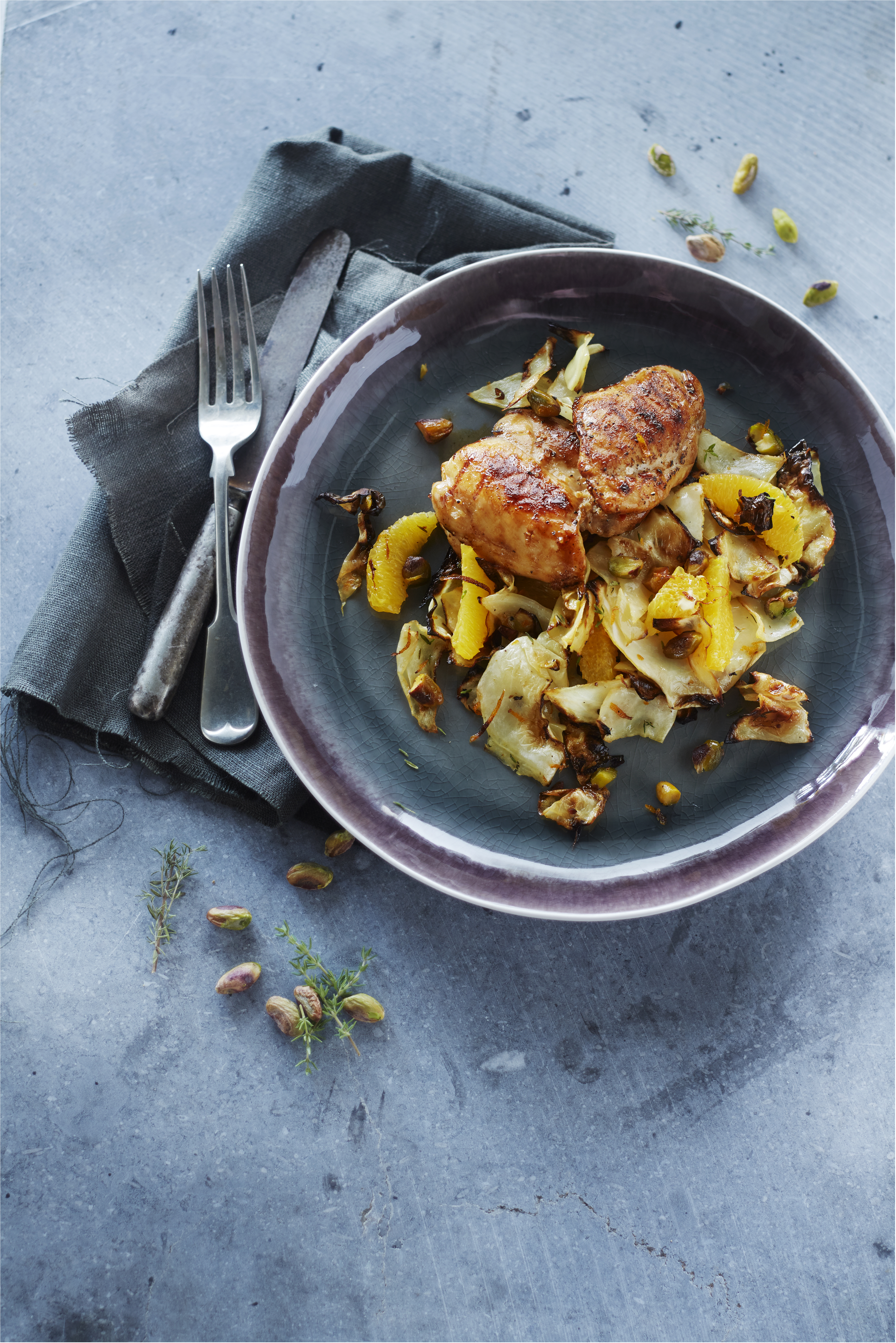 Geroosterde witte kool met sinaasappel en pistache